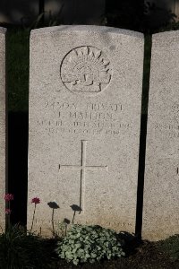 Lijssenthoek Military Cemetery - Mallion, Thomas