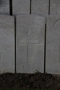 Lijssenthoek Military Cemetery - Mallon, James Dalton