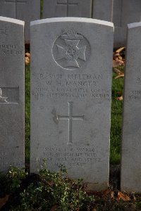 Lijssenthoek Military Cemetery - Manger, William Homewood