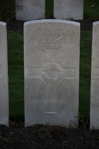 Lijssenthoek Military Cemetery - Mann, Stewart Lawson