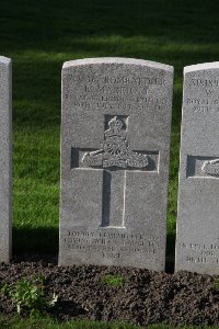 Lijssenthoek Military Cemetery - Marriott, Edward