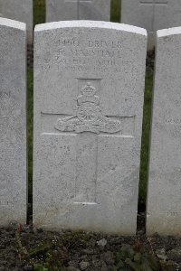 Lijssenthoek Military Cemetery - Marshall, E