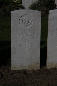 Lijssenthoek Military Cemetery - Marshall, Frank