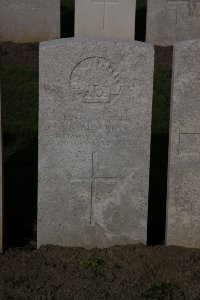 Lijssenthoek Military Cemetery - Martin, Gordon