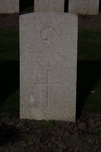 Lijssenthoek Military Cemetery - Martin, R W