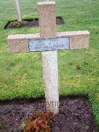 Lijssenthoek Military Cemetery - Mas, Hubrt