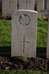 Lijssenthoek Military Cemetery - Mason, W