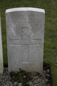 Lijssenthoek Military Cemetery - Matson, A