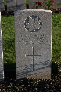 Lijssenthoek Military Cemetery - Matthews, R
