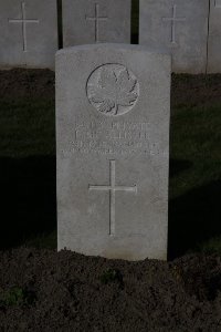 Lijssenthoek Military Cemetery - McAllister, Frederick