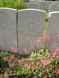 Lijssenthoek Military Cemetery - McCafferty, Thomas