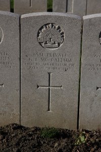 Lijssenthoek Military Cemetery - McCallum, George Lloyd
