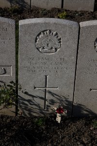 Lijssenthoek Military Cemetery - McCaul, Frederick Charles