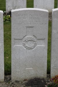 Lijssenthoek Military Cemetery - McDermid, Duncan