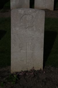 Lijssenthoek Military Cemetery - McDougall, Clarence Hobart