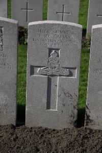Lijssenthoek Military Cemetery - McGahan, James