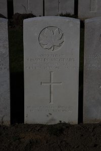 Lijssenthoek Military Cemetery - McGeary, Charles
