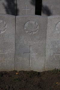 Lijssenthoek Military Cemetery - McGeorge, T