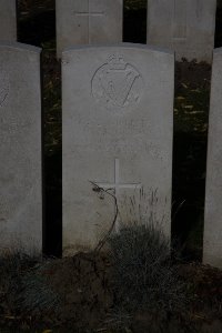 Lijssenthoek Military Cemetery - McGibbon, Michael
