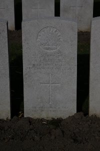 Lijssenthoek Military Cemetery - McGill, James Edward