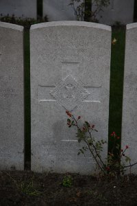 Lijssenthoek Military Cemetery - McGilp, Archie Allison