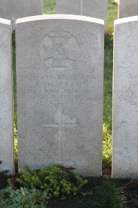 Lijssenthoek Military Cemetery - McGrath, J