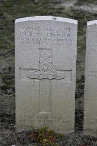 Lijssenthoek Military Cemetery - McGrogan, Hugh Reid
