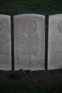 Lijssenthoek Military Cemetery - McIntyre, John Allen