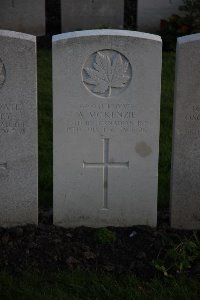 Lijssenthoek Military Cemetery - McKenzie, A
