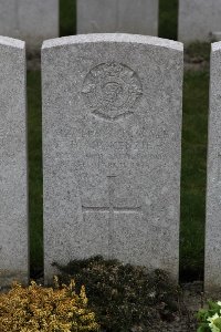 Lijssenthoek Military Cemetery - McKenzie, D
