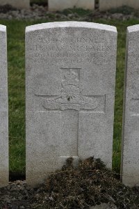 Lijssenthoek Military Cemetery - McLaren, Thomas
