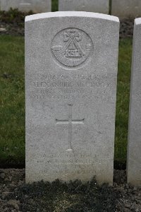 Lijssenthoek Military Cemetery - McLarty, Alexander