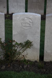 Lijssenthoek Military Cemetery - McLennan, Henry