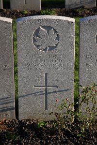 Lijssenthoek Military Cemetery - McLeod, J P