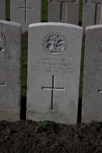 Lijssenthoek Military Cemetery - McLoughlin, James