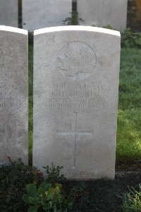 Lijssenthoek Military Cemetery - McNeil, John Hugh