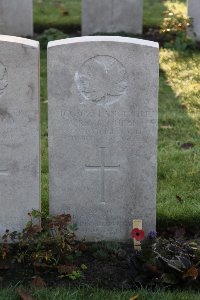 Lijssenthoek Military Cemetery - McQueen, Alexander Robertson