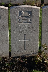 Lijssenthoek Military Cemetery - McKenzie, William