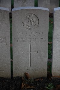 Lijssenthoek Military Cemetery - Mears, Percy Owen
