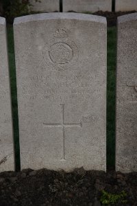 Lijssenthoek Military Cemetery - Metcalf, G N
