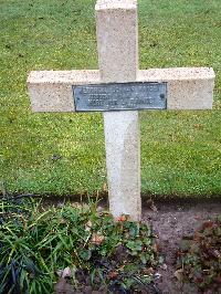 Lijssenthoek Military Cemetery - Metereau, Germain