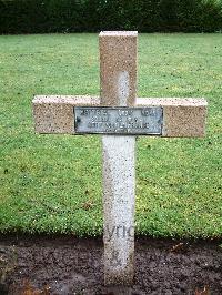 Lijssenthoek Military Cemetery - Mettetal, Louis H