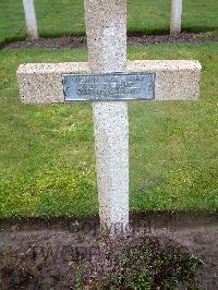 Lijssenthoek Military Cemetery - Micaron, Maun