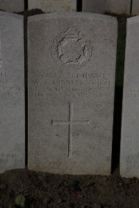 Lijssenthoek Military Cemetery - Middlesbrough, W T