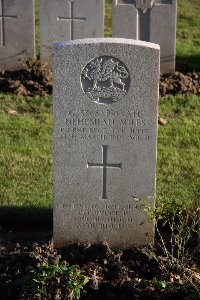 Lijssenthoek Military Cemetery - Miles, Nehemiah