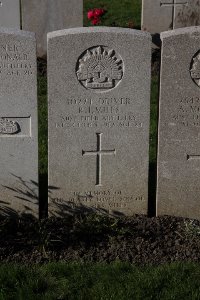 Lijssenthoek Military Cemetery - Miles, Reginald Inglis