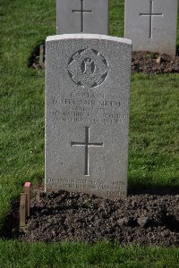Lijssenthoek Military Cemetery - Millar, Robert Bain