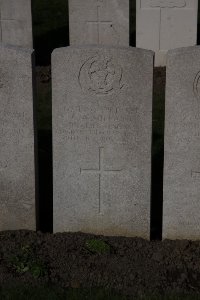 Lijssenthoek Military Cemetery - Millard, Charles Arthur