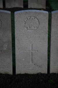Lijssenthoek Military Cemetery - Miller, Gordon Victor