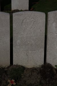 Lijssenthoek Military Cemetery - Mills, W L
